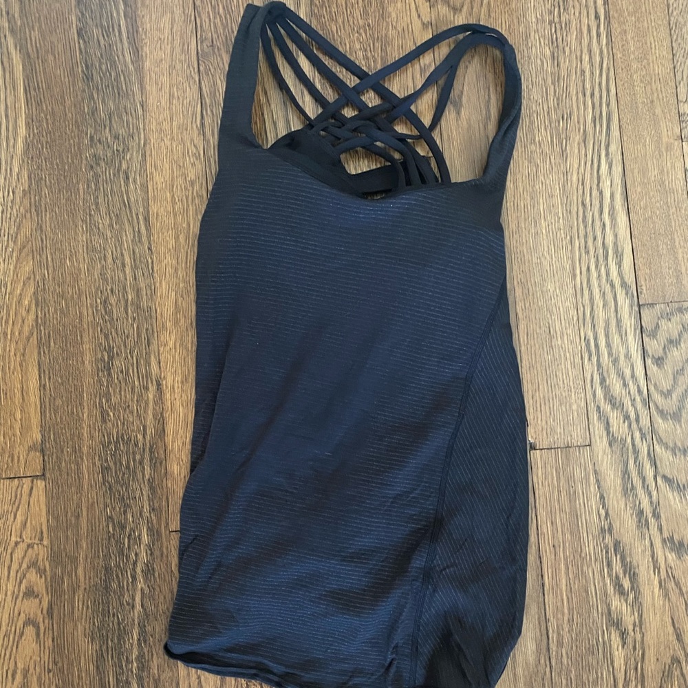 Lululemon black tank top
